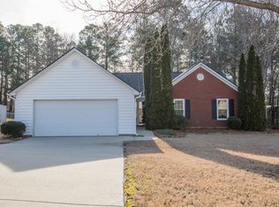 1524 Snow Hill Dr, Lawrenceville, GA 30045