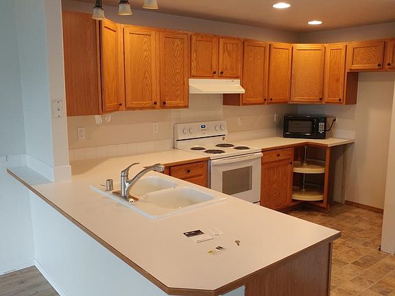 3rd image of 15402 94th Ave SE