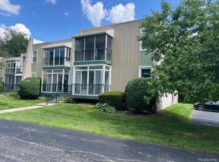 32839 Fargo St, Livonia, MI 48152