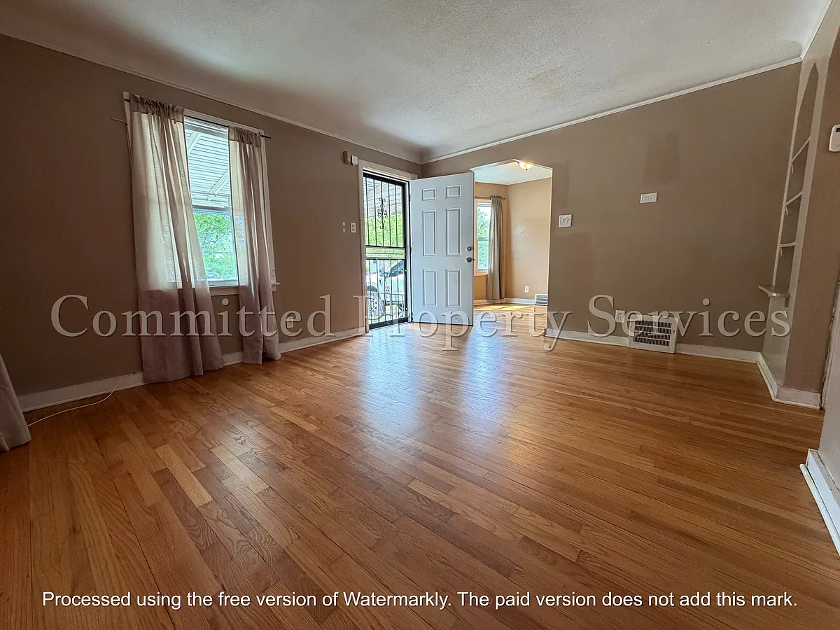 Building Photo - 18536 Westmoreland Rd