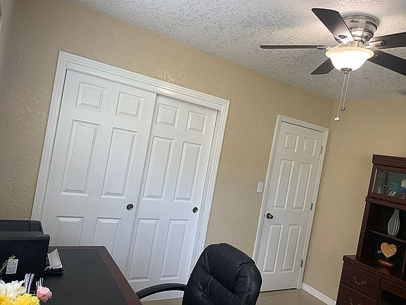 3rd image of 5203 47th Ave N