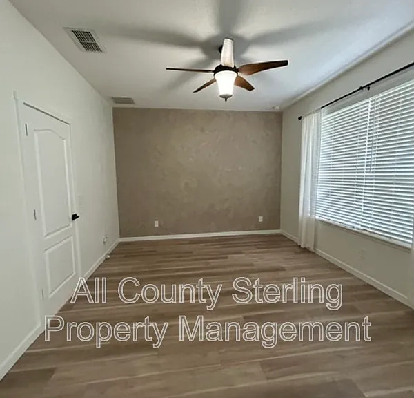 184 Birchmont Dr — Photo 18