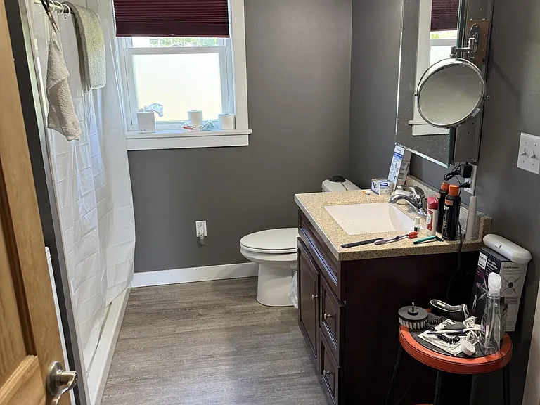 360 Metzger Dr — Photo 5