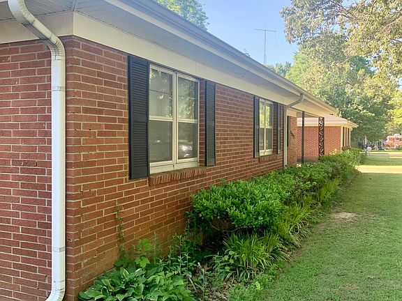 3rd image of 6655 Allen Dr