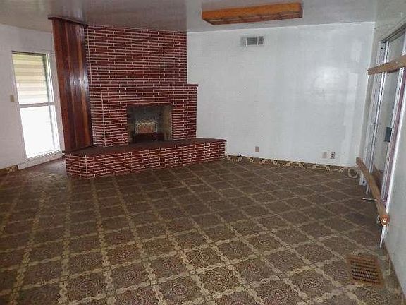 5th image of 424 W Pardee Ln