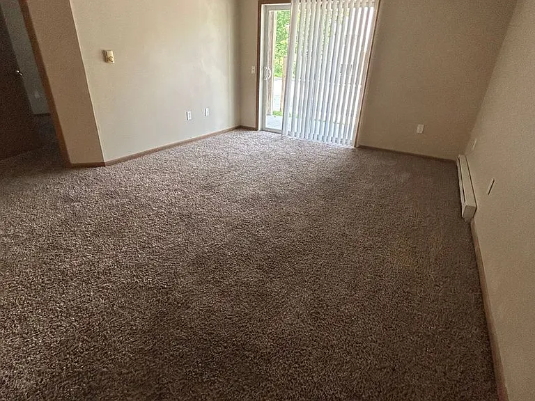1201 E Bell Avenue — Photo 10