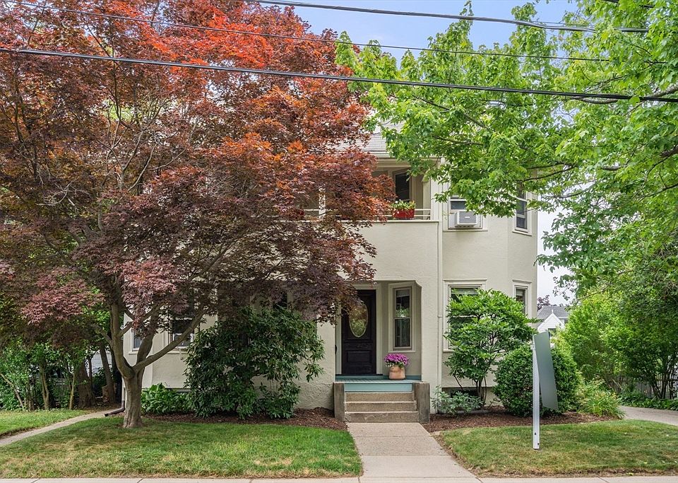 1st image of 23 Pine St #1