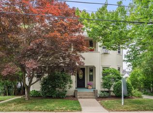 23 Pine St #1, Belmont, MA 02478