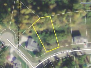 104 University Estates Blvd, Athens, OH 45701