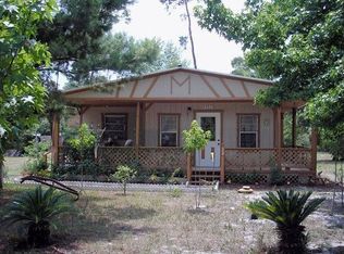 45605 Magnolia St, Paisley, FL 32767