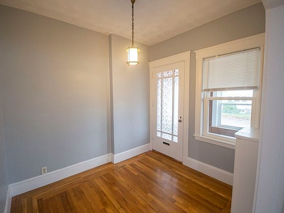 3rd image of 14 Woodlawn St #1