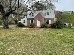 440 E Church St, Kilmarnock, VA 22482