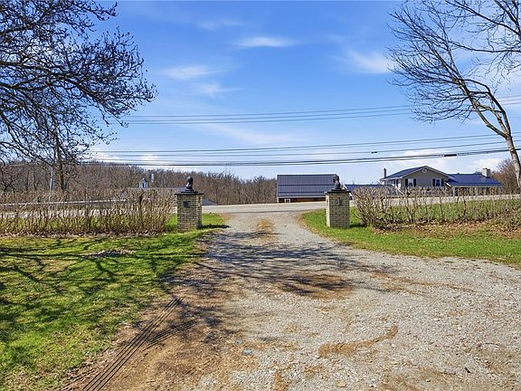 4th image of 562 State Highway 66