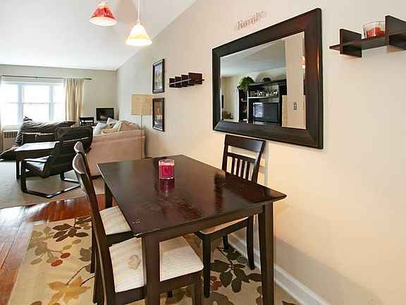 3rd image of 291 Bay 19th St #291B