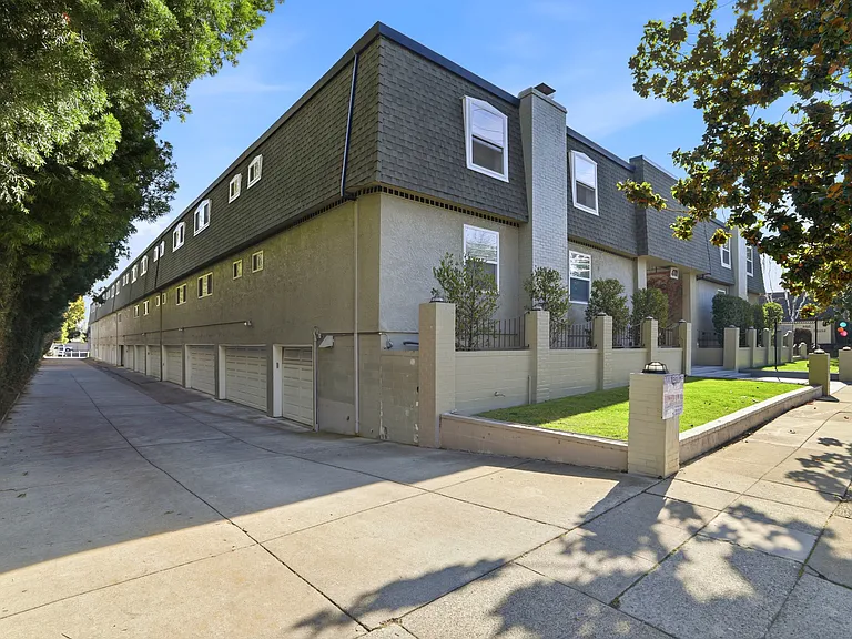 The Parc @470 — Photo 24
