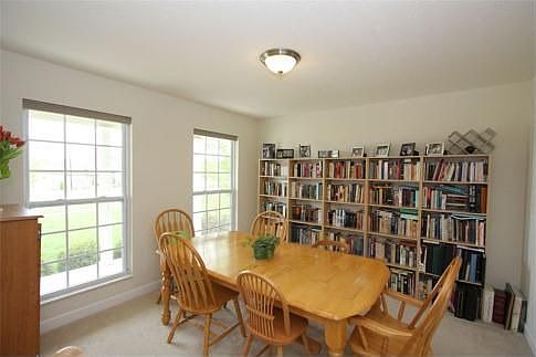 5th image of 46 Wildwood Ln W