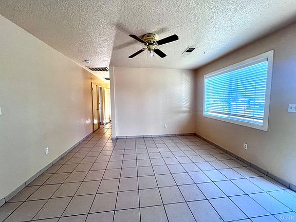 3rd image of 10199 Haven Ln