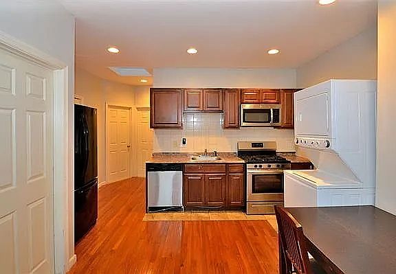 2nd image of 53 Claremont Ave