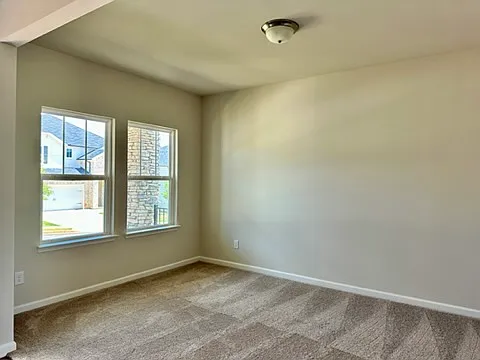 4 bed, 2.5 bath, 2479 sqft, $2,350 — Photo 2