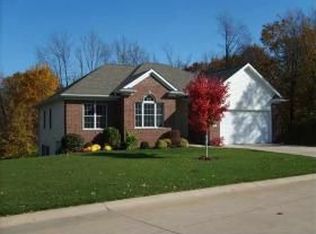 707 10th Avenue Ct, Hampton, IL 61256