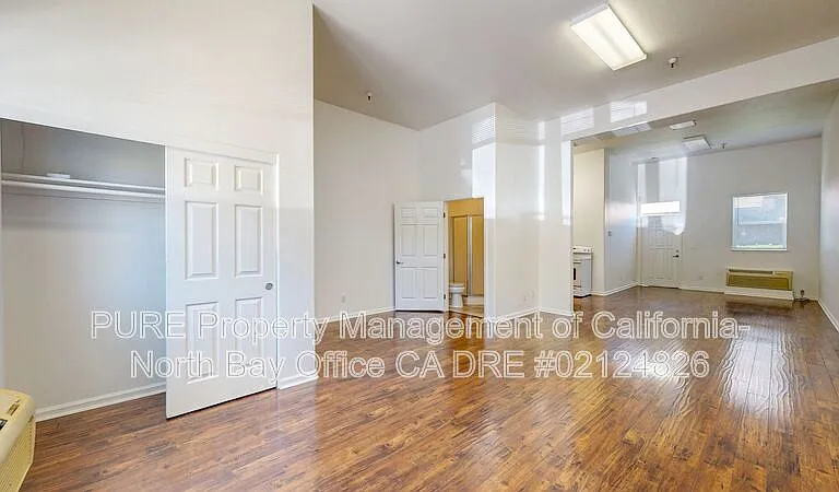 154 Railroad Ave #B — Photo 29