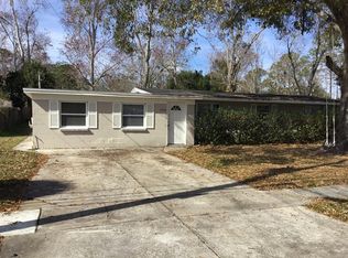 6038 Verdes Rd, Jacksonville, FL 32244