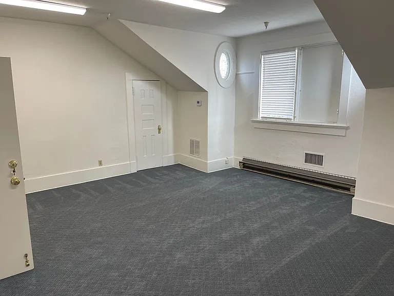 2456 Broadway #3 — Photo 18
