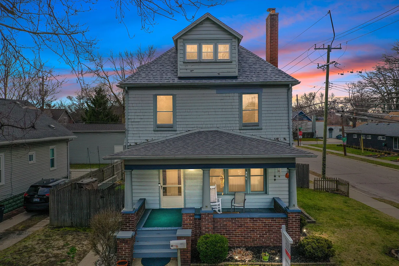 491 W Hazelhurst St photo 1