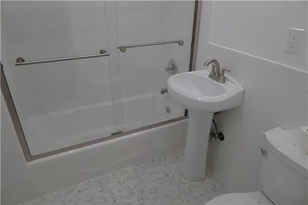 Rented by Voro NYC | media 27