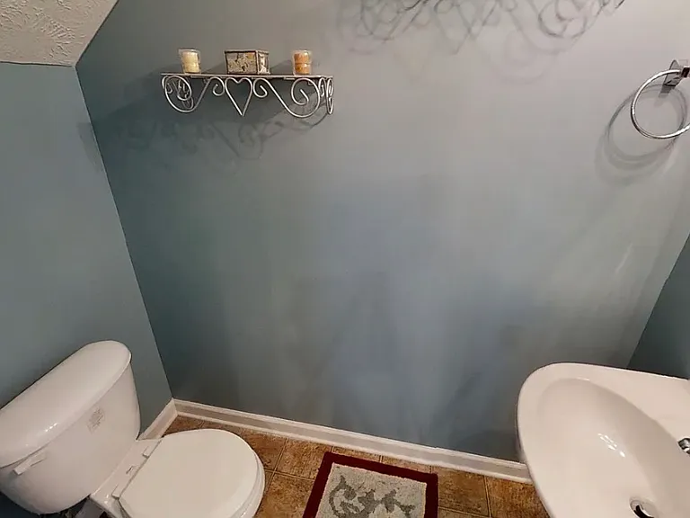 1113 Shire Dr — Photo 11