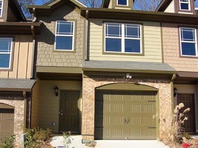 1st image of 2915 Hillside Pl