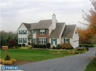 119 Ronway Dr, Avondale, PA 19311