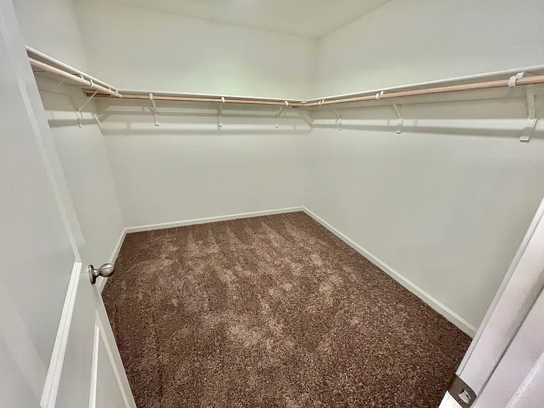 350 Miramar Dr — Photo 18