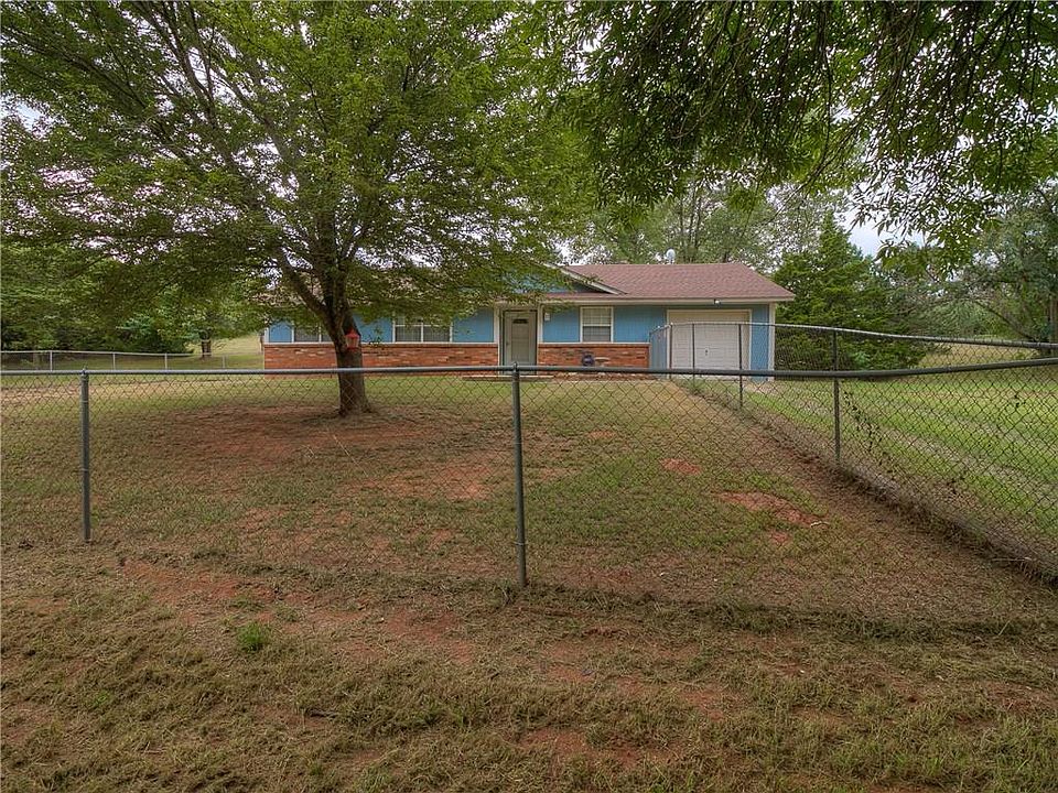 1st image of 15301 Barton Dr