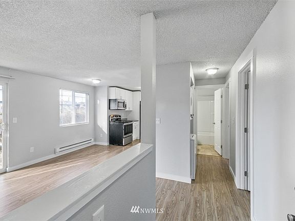 3rd image of 3407 3411 92nd Street S