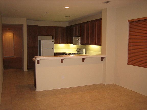 3rd image of 10966 Veach St