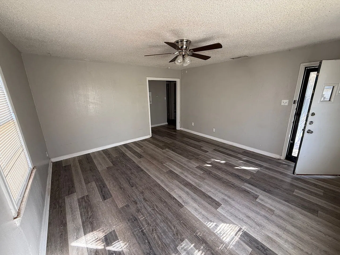 Available Now! 2/1 In Wheelock! — Photo 3