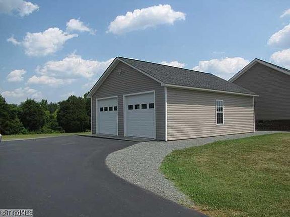 4th image of 4840 Salem Church Rd