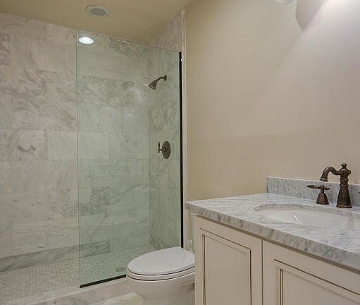 5th image of 3827 E Monterosa St