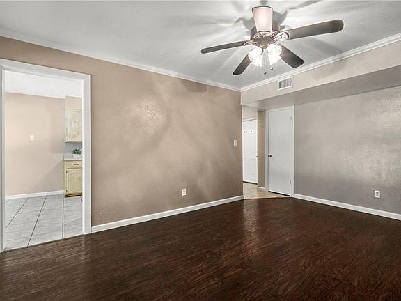 5th image of 1713 E Lindsey St APT 3