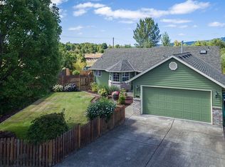 1061 Cedar St, Forest Grove, OR 97116