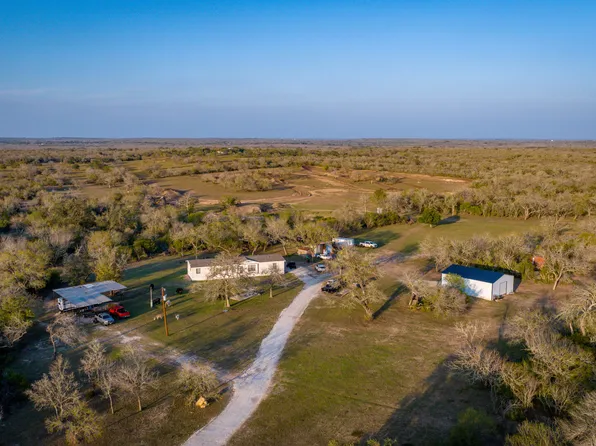 4976 County Road 116, Kenedy, TX 78125