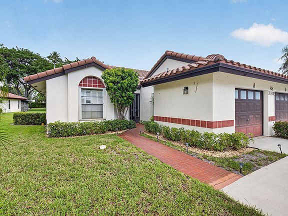 3rd image of 10939 Roebelini Palm Court #A