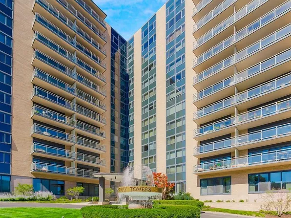 4545 Wornall Rd APT 205, Kansas City, MO 64111