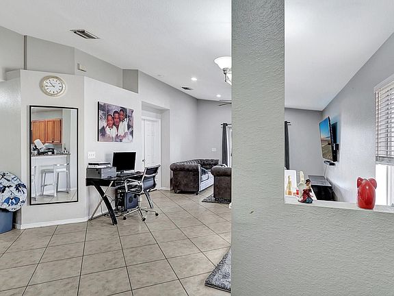4th image of 4558 SW 125th Lane