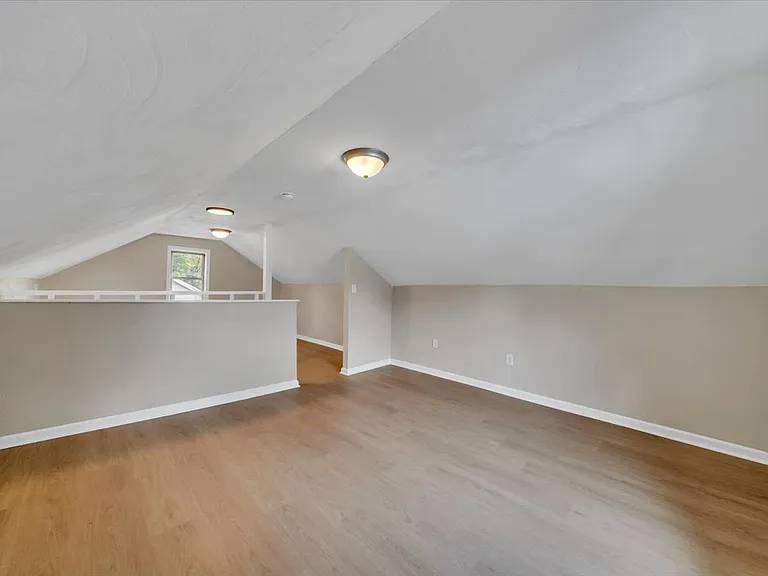4532 Tacoma St NE — Photo 18