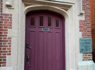 17 Chestnut St #3, Portland, ME 04101
