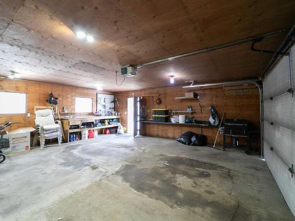 4th image of 4723 W 52nd St