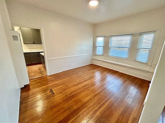 5th image of 4096 Ibis St