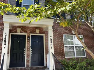 22905 Meadow Mist Rd #5381, Clarksburg, MD 20871